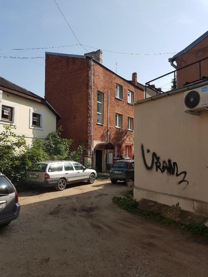 Viestura Apartamenti Даугавпилс Екстериор снимка